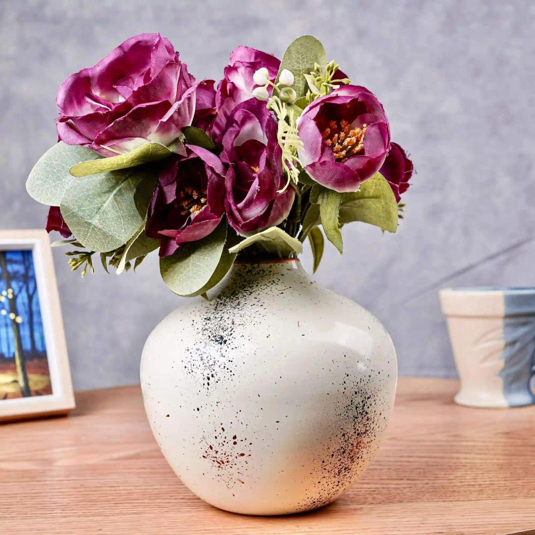 Behoma Metal Flower Vase for Home Decor | Table Decorative Item for Bedroom Living Room Office | Best Gift for Wedding Festivals Birthday | Off White Small 1PC (Flower not Included)