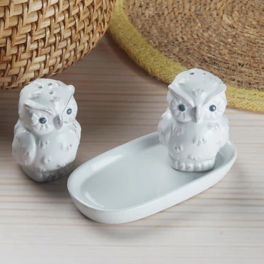 Kookee Ceramic Salt and Pepper Shakers Set with tray for Dining Table used as Namak Dhani, Shaker, Sprinkler, Spices Dispenser for Home, Kitchen and Restaurant, Owl Design, (Pack of 4) (10320)